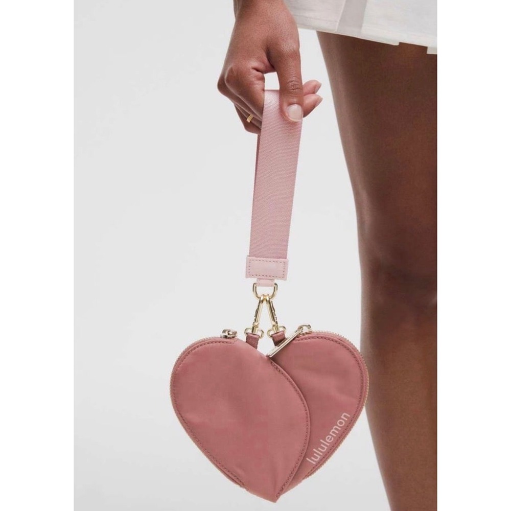 Lululemon Dual Pouch Wristlet Heart Spiced Chai Pink Haze‎ Gold NWT